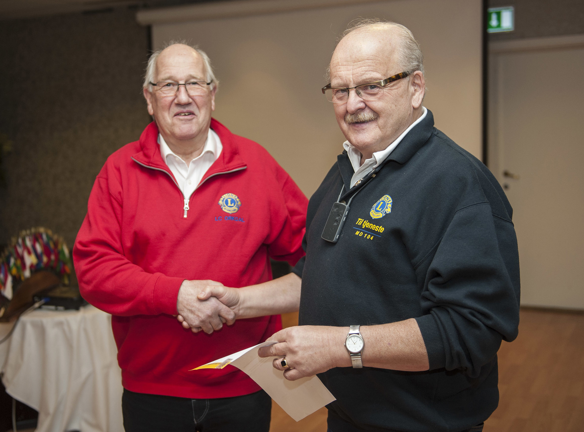 Kjell Gylland fikk merke for 25 års medlemskap